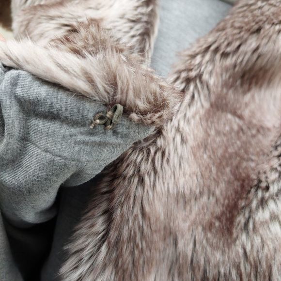 WInk Faux Fur Mixed Media Sweater Jacket Gray Tan XS GUC - Picture 6 of 9